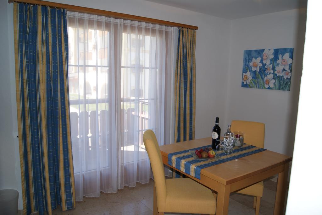 Ferienwohnungen Hotel Allegra 추오츠 외부 사진